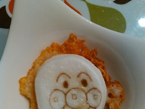 キャラ弁にライオンはんぺん